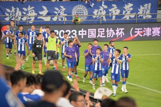 精品综合一区二区三区