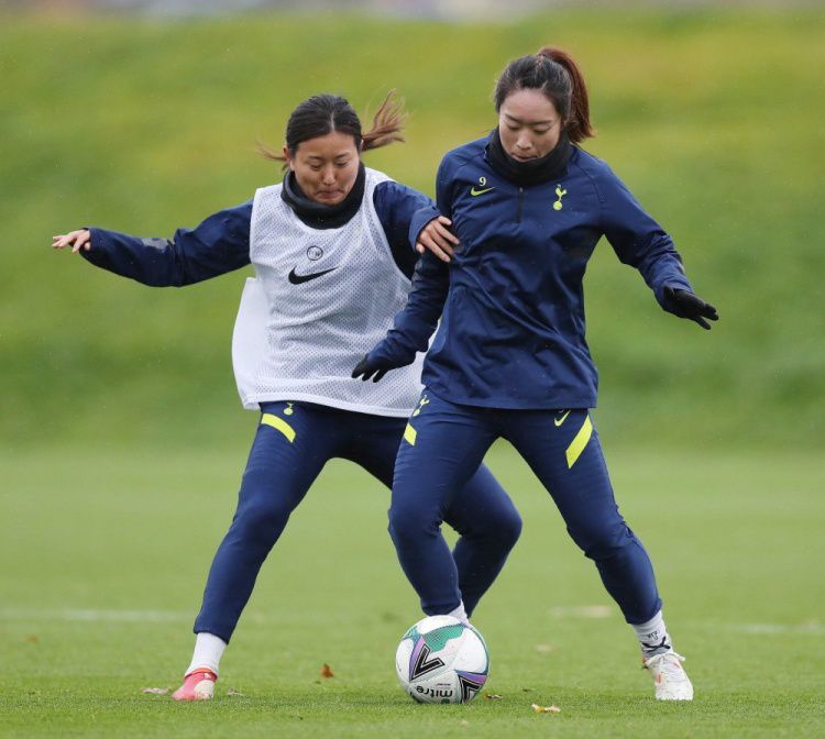 市里清纯女大学生